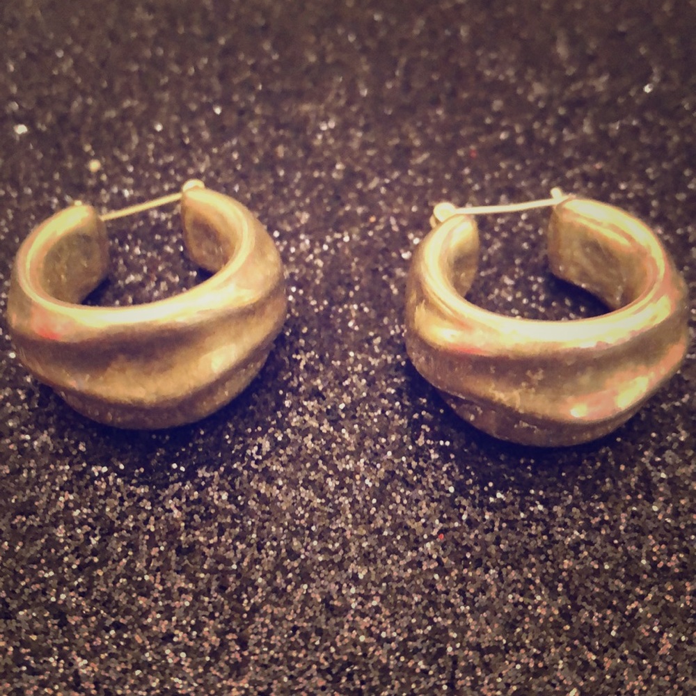 Stamped 925 medium size hoops.